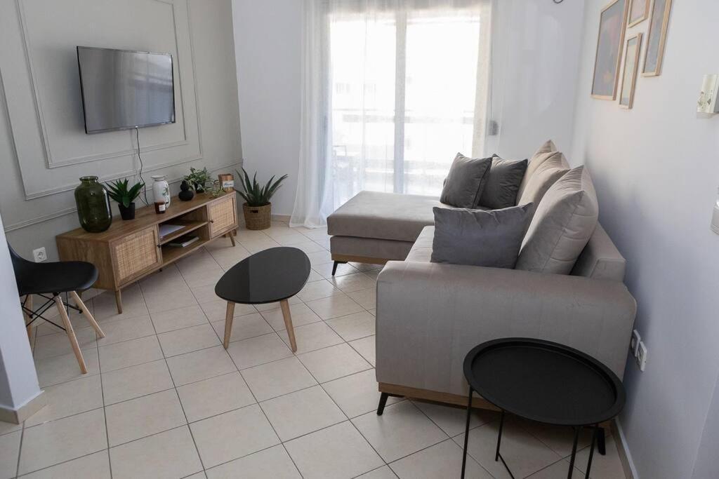 Luxury Apartment In The Center Of Xanthi Exterior photo